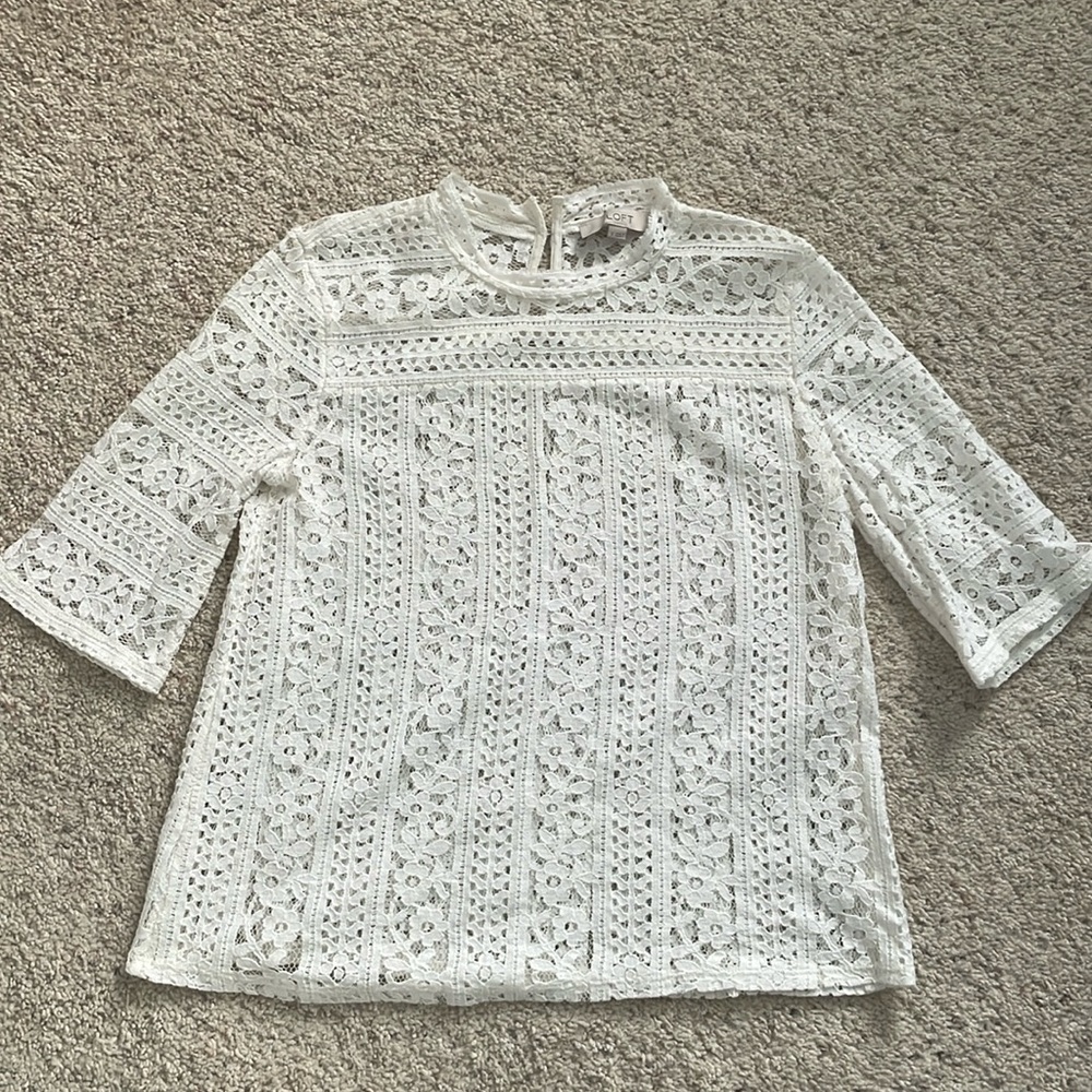 Loft sheer lace white short sleeve top